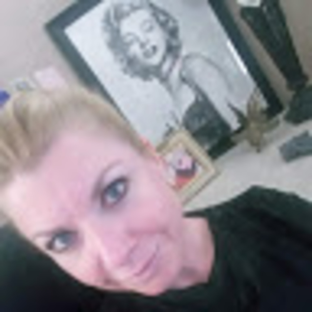 Meet your Posher, Stephaney